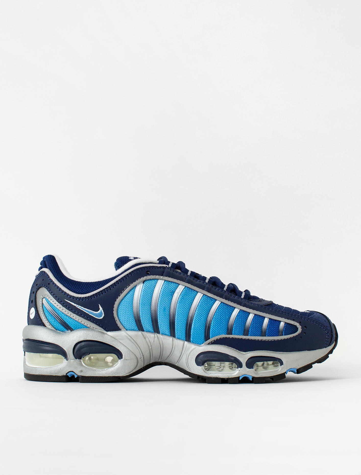 white air max tailwind iv sneakers