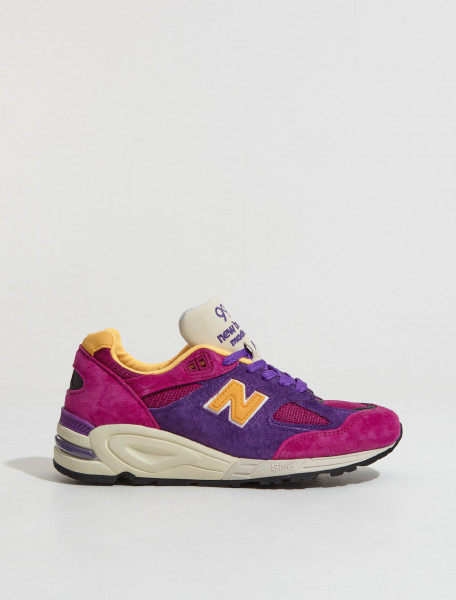 New Balance - M990 v2 'Made in USA' sneaker in Pink Purple - M990PY2 D