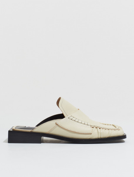 ACNE STUDIOS   LEATHER SLIP ONS IN OFF WHITE   AD0470 AEG FN WN SHOE000558