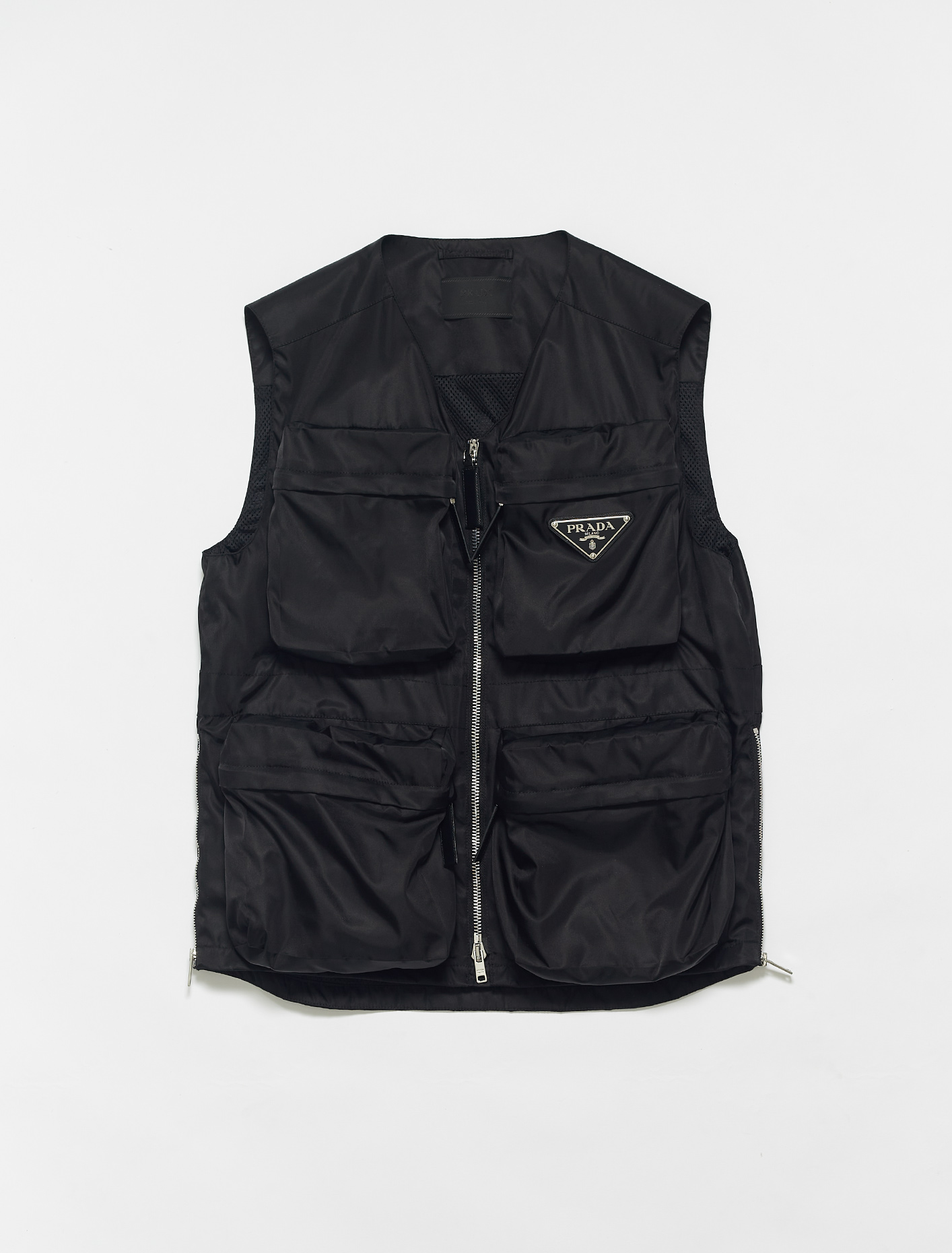 Prada Re-Nylon Vest in Black | Voo Store Berlin | Worldwide Shipping