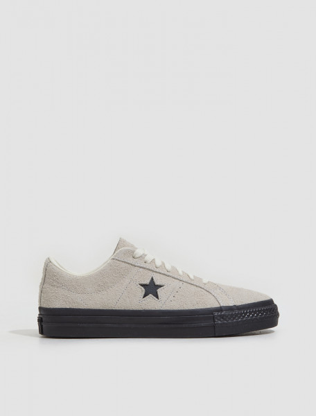 Converse - One Star Pro OX Sneaker in Egret - A04609C