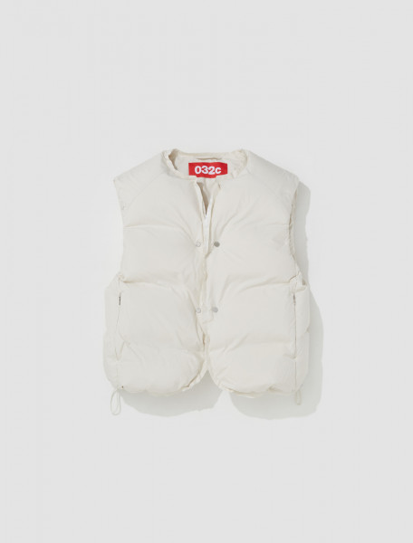 032C   THE ULTIMATE PUFFER VEST IN SOFT WHITE   FW22 W 5051