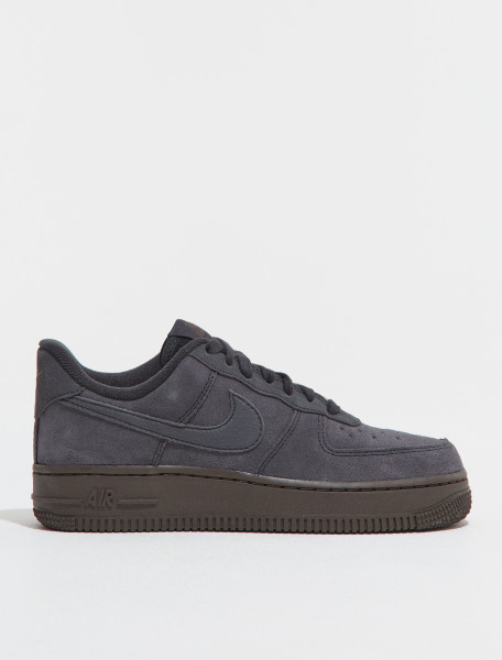 DO6730 001 NIKE AIR FORCE 1 IN OFF NOIR