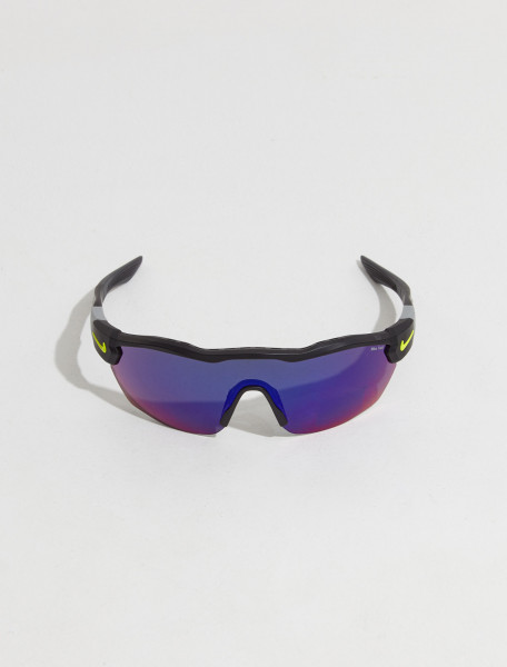 Nike - Show X3 Elite L E Sunglasses in Matte Black - DJ5560-013