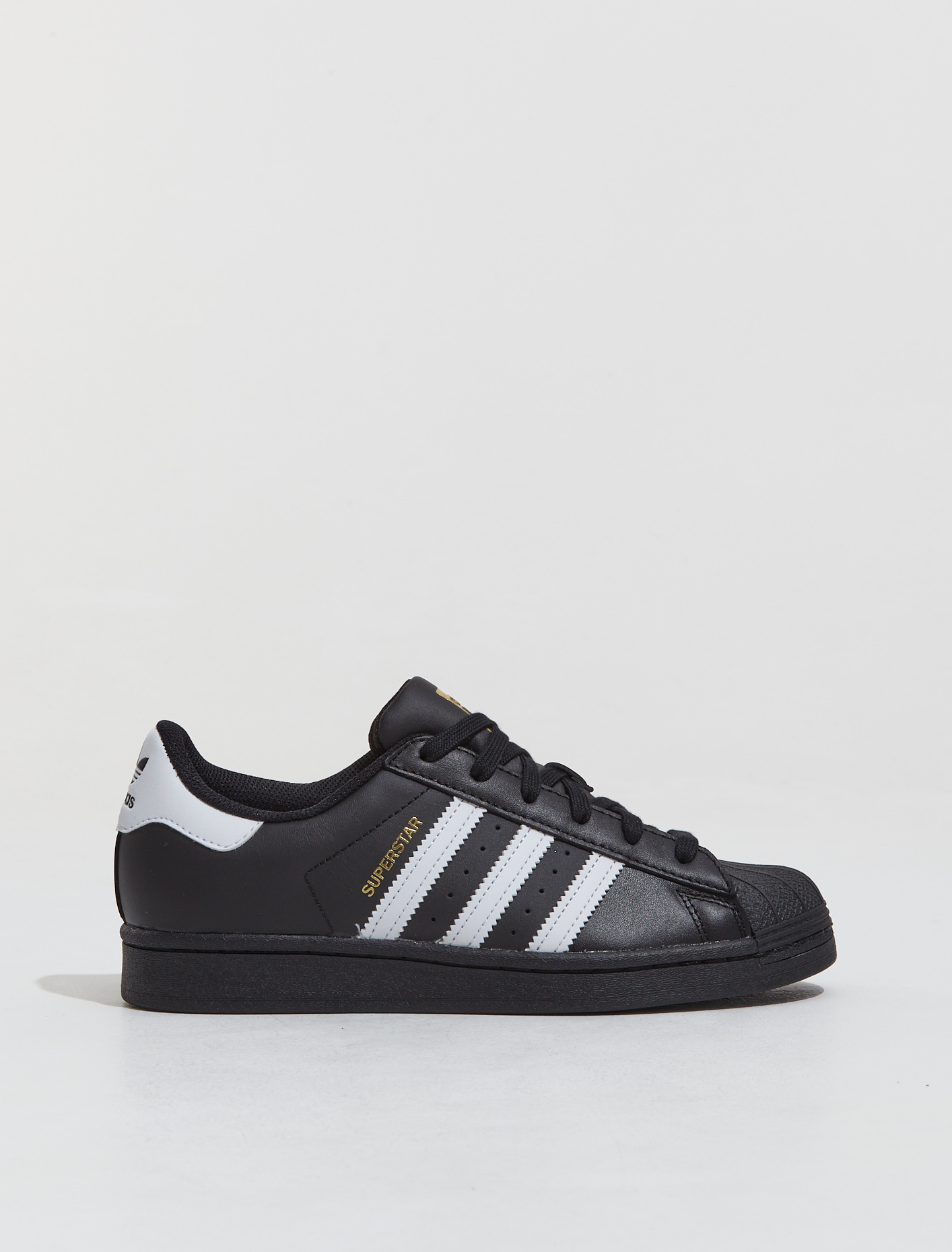 Adidas Superstar Sneaker in Core Black | Voo Store Berlin | Worldwide ...