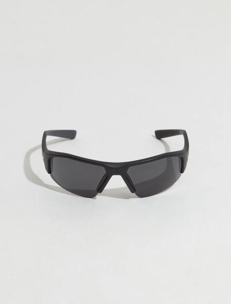 Nike - Skylon Ace 22 Sunglasses in Matte Black - DV2148-010