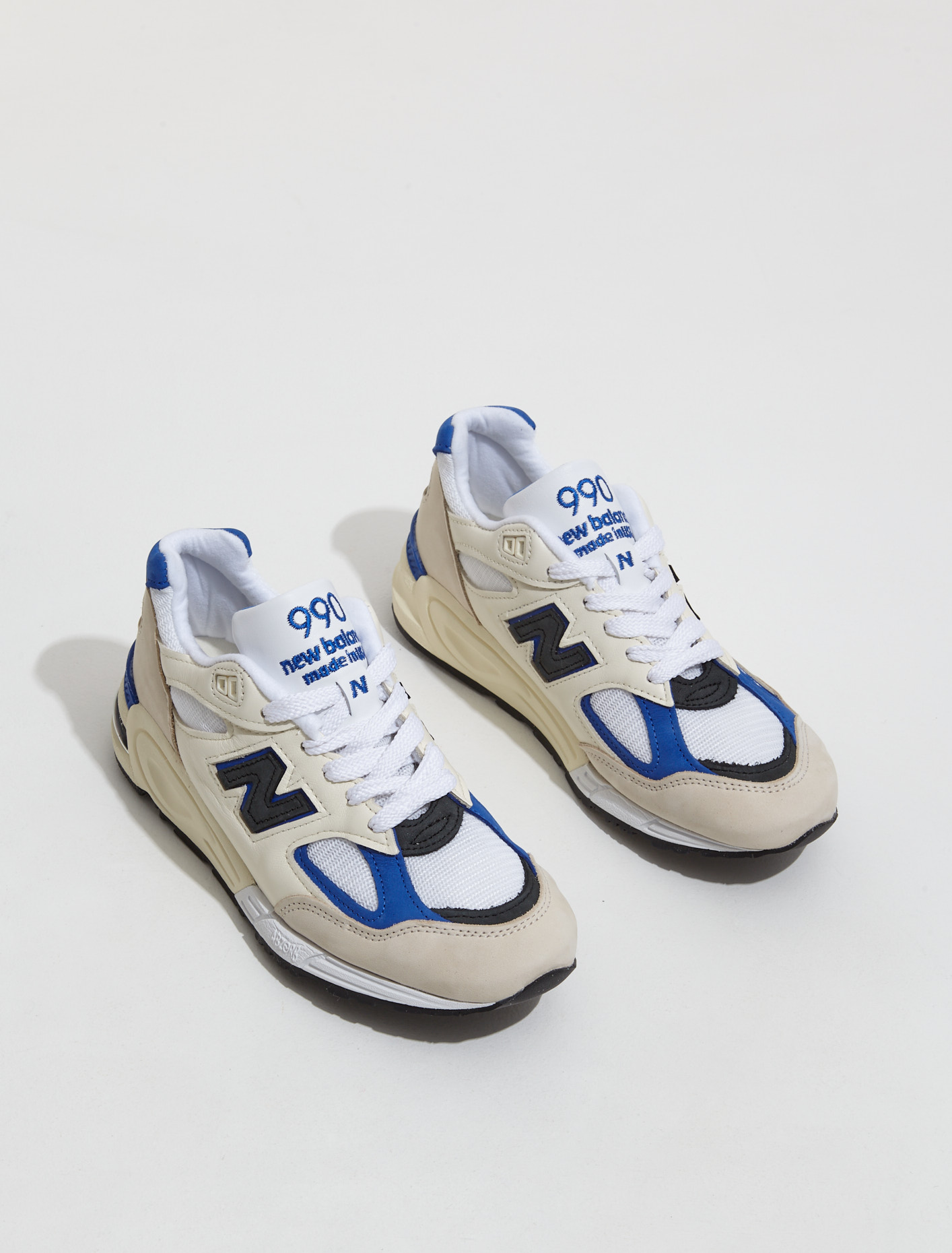 New Balance 990 v2 'MiUSA by Teddy Santis' Sneaker in White | Voo Store