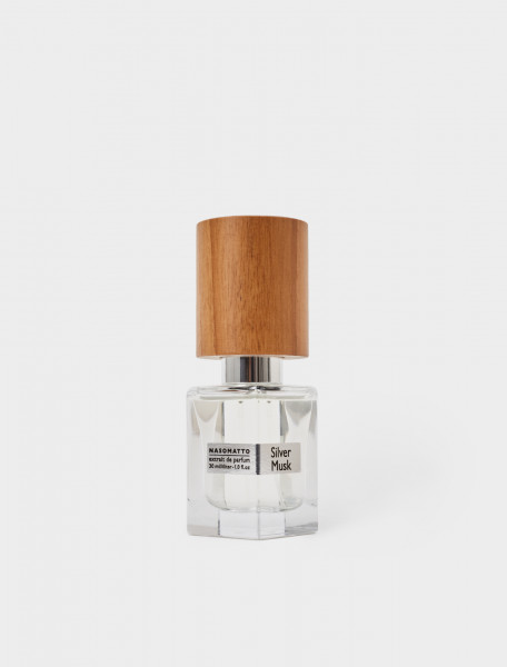 Silver Musk by Nasomatto is to evoke superhero magnetism and a result of a quest for mercurial liquid love sensation.