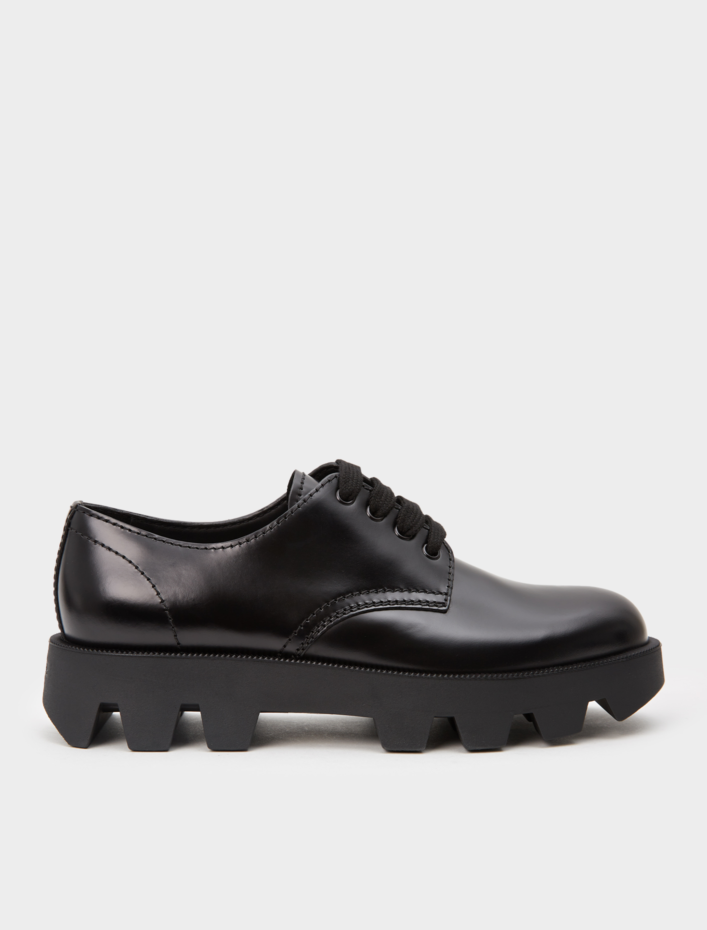 Rocksand Brushed Leather Lace-Up Shoes in Black
