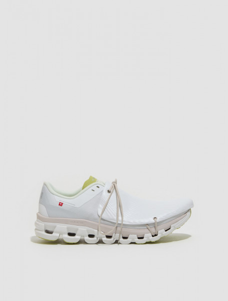 On - x Laurin Stecher Men's 'Cloud Cap' Sneaker in White - 3MD30100248
