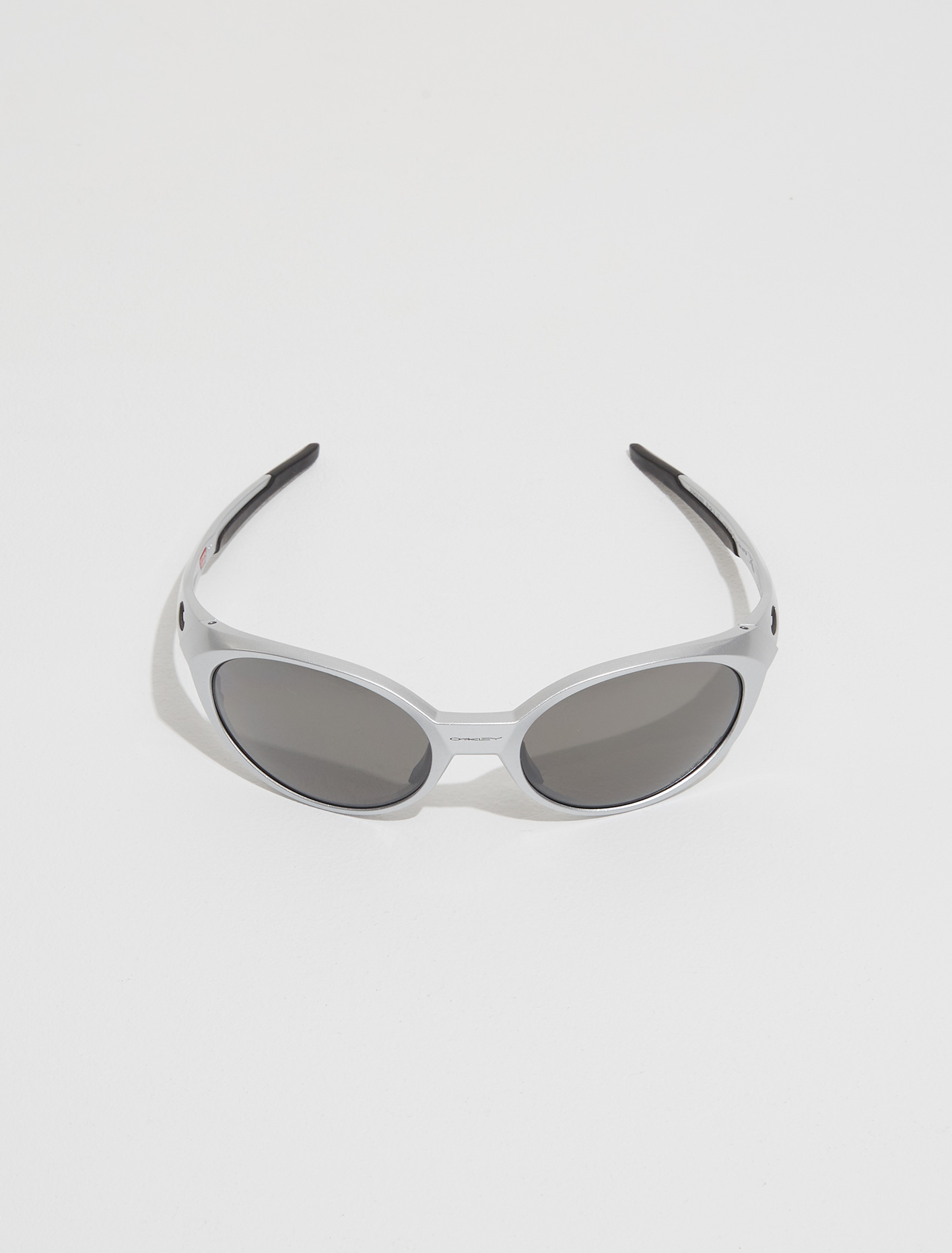 Oakley Eye Jacket Redux in Silver with Prizm Black Polarized Lenses ...