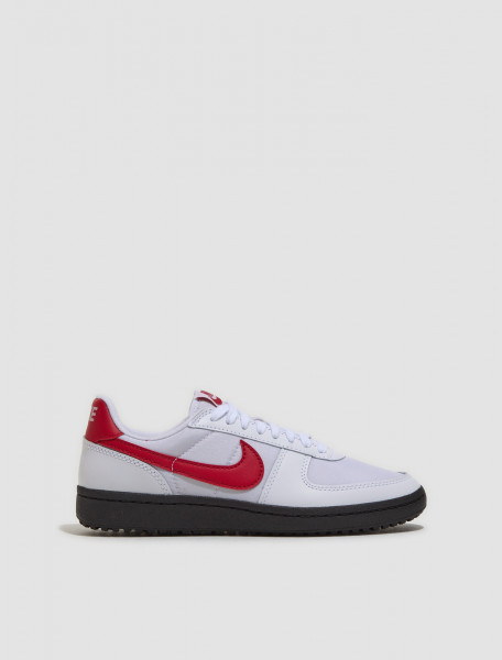 Nike - Field General 82 SP Sneaker in White & Varsity Red - FQ8762-100