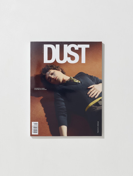 1001861 DUST ISSUE 20