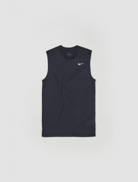 Nike Dri-FIT Legend Sleeveless T-Shirt in Black | Voo Store Berlin ...