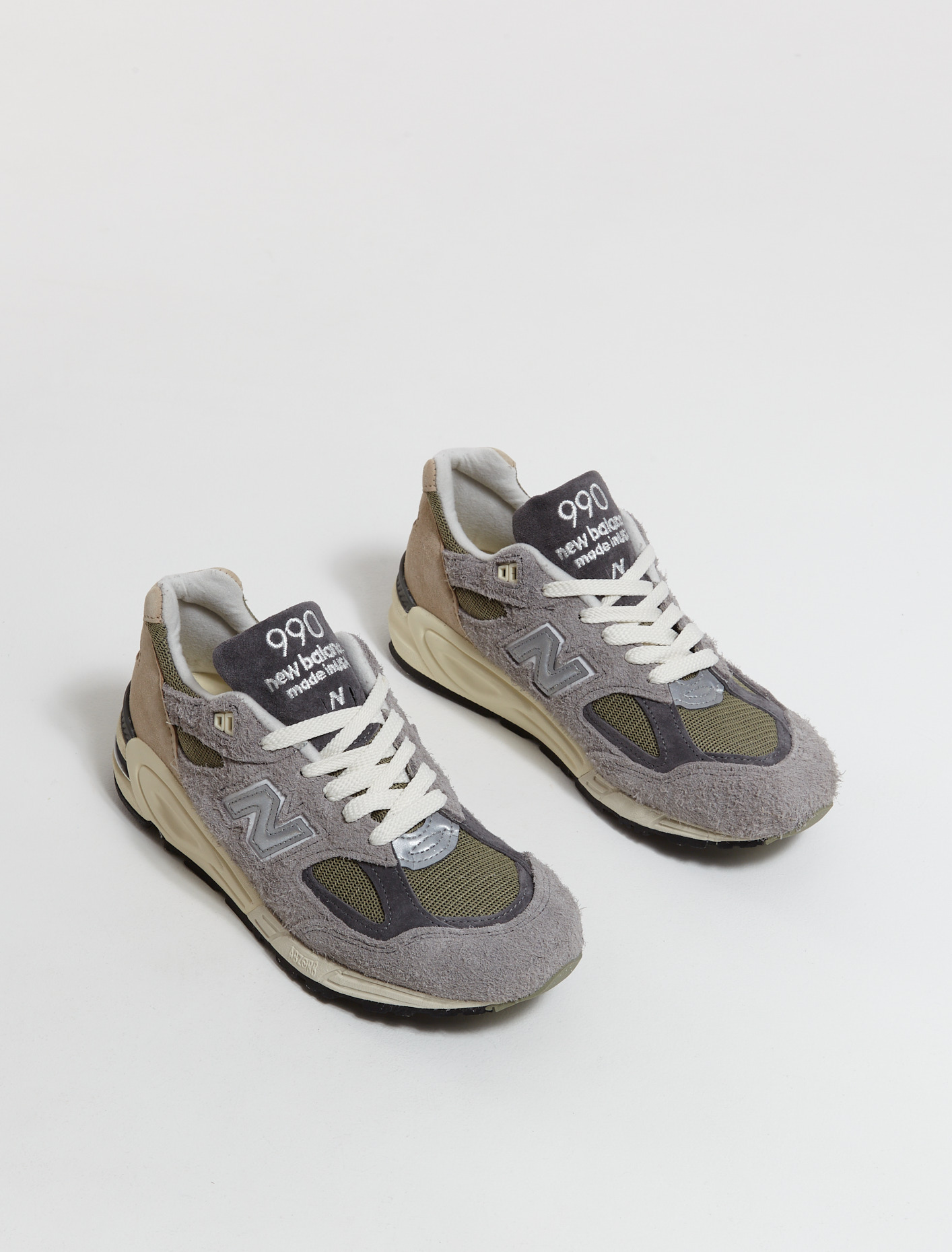 New Balance 990 v2 'MiUSA by Teddy Santis' Sneaker in Marblehead | Voo