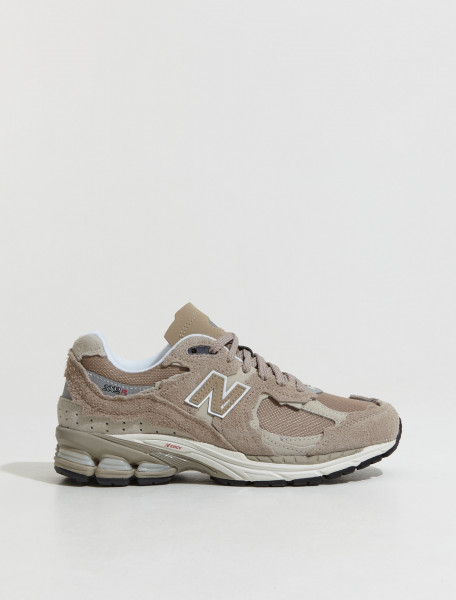 New Balance - M 2002R DL 'Protection Pack' Sneaker in Driftwood - M2002RDL